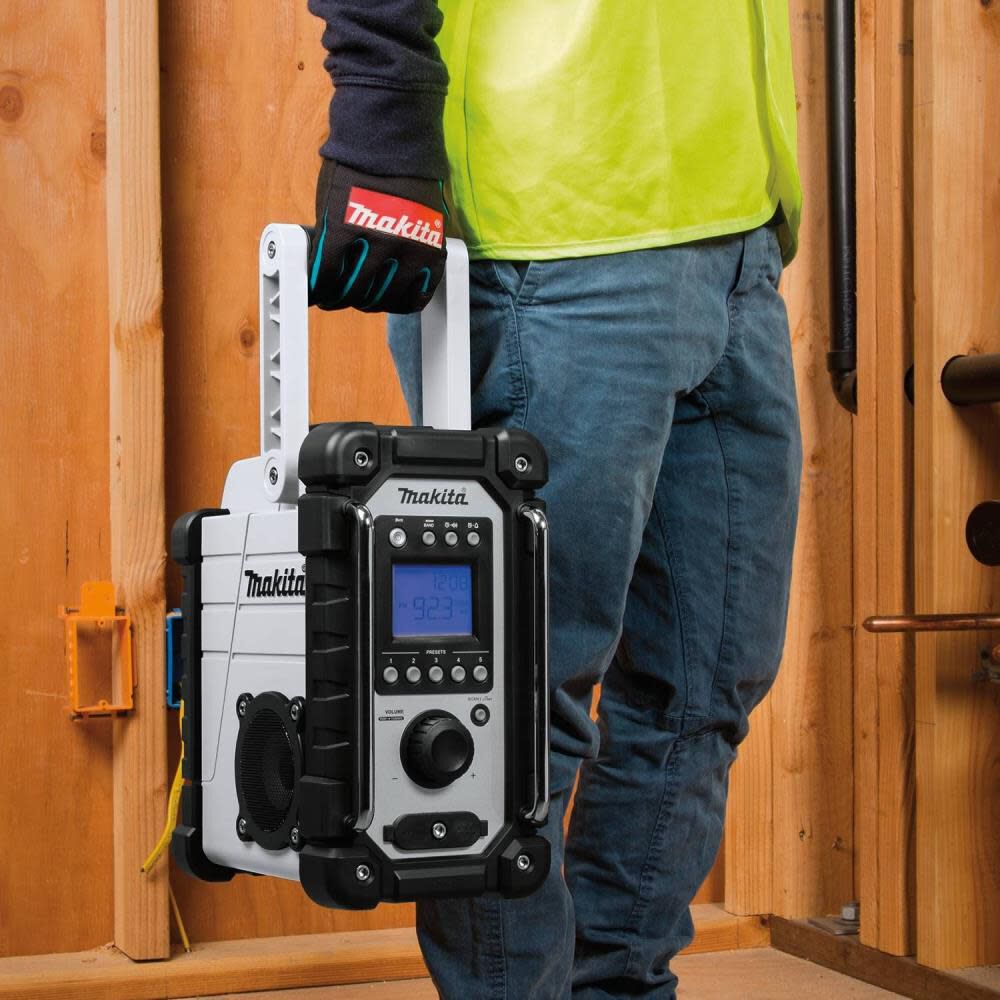 18V LXT Lithium-Ion Cordless Job Site Radio (Bare Tool) XRM05W