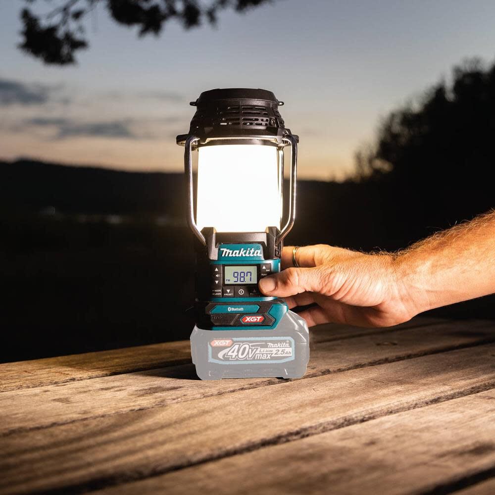 40V max XGT Lantern with Radio (Bare Tool) GRM04