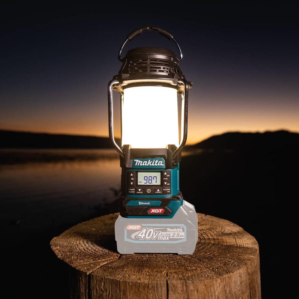 40V max XGT Lantern with Radio (Bare Tool) GRM04