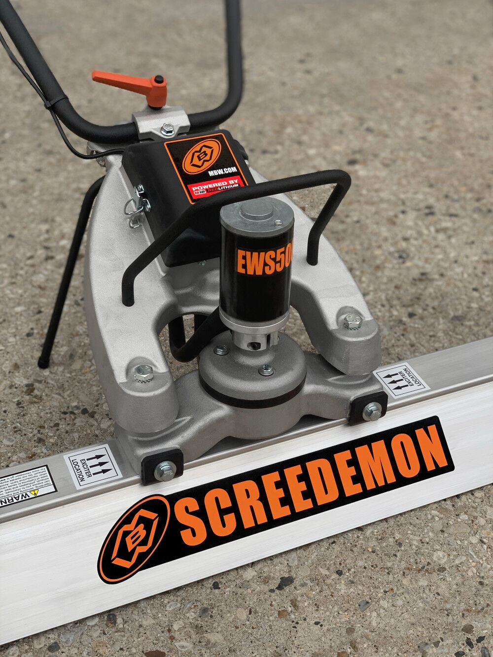 EWS500 Electric ScreeDemon Wet Screed Kit Powered by M18 REDLITHIUM Battery 500M