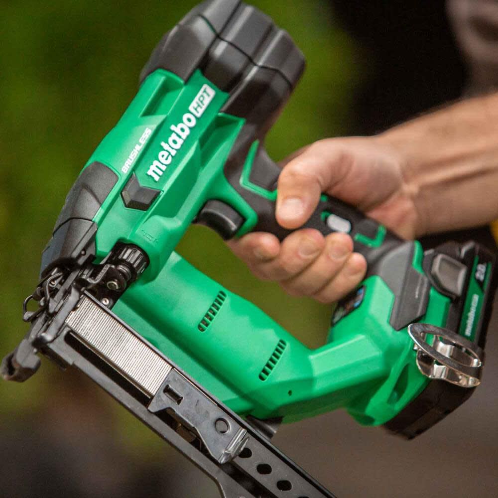 MultiVolt Cordless 18-Gauge 1/4-in Narrow Crown Finish Pneumatic Stapler N1804DAM