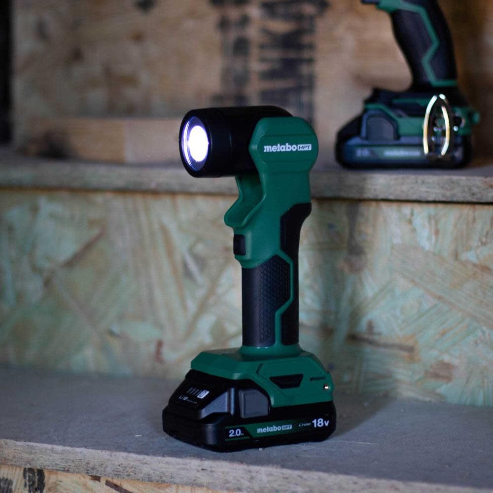 18V MultiVolt LED Flashlight Cordless (Bare Tool) UB18DEQ4M