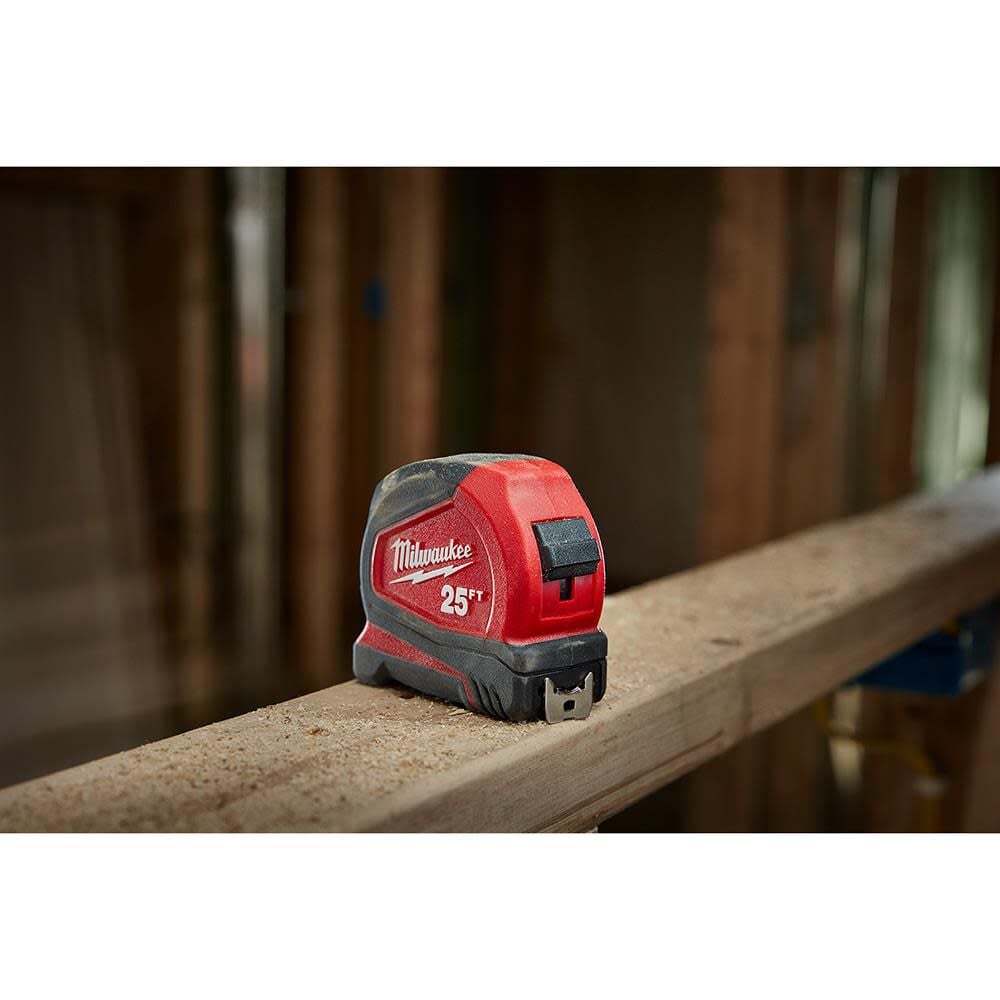 5m/16' Compact Auto Lock Tape Measure 48-22-6817