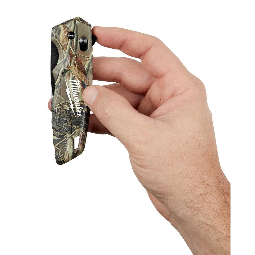 FASTBACK Camo Spring Assisted Folding Knife 48-22-1535