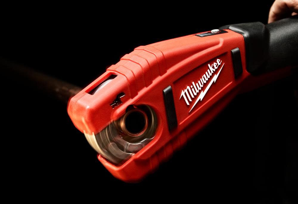 M12 Cordless Lithium-Ion Tubing Cutter Kit 2471-21