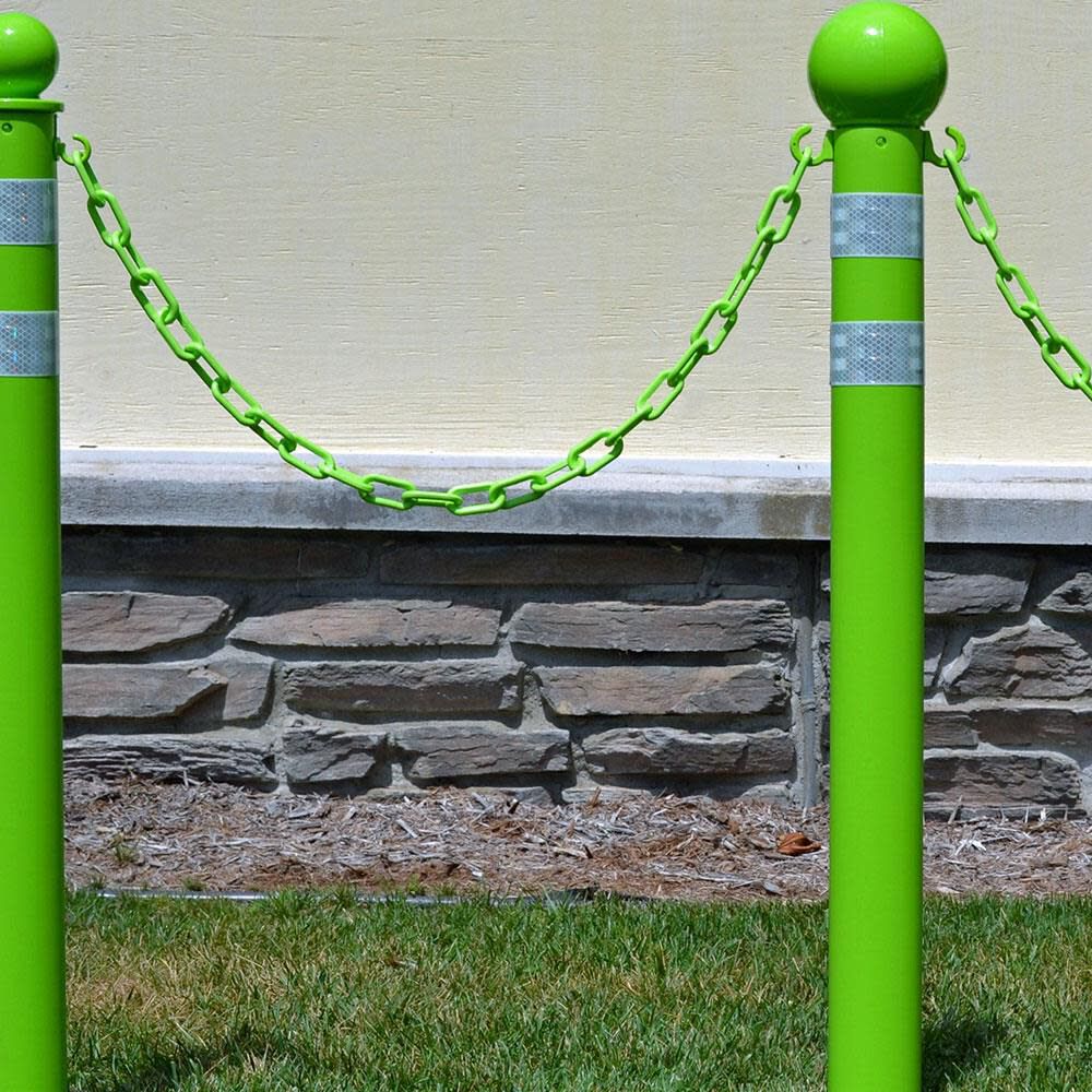 2 in. (#8 51mm) x 50 ft. Safety Green Plastic Barrier Chain 50014-50