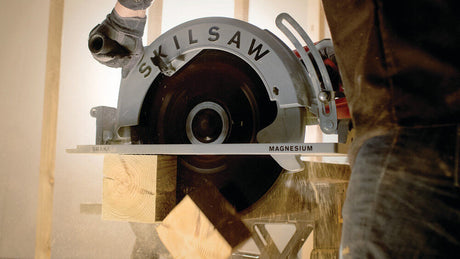 16-5/16 In. Magnesium Super Sawsquatch Worm Drive Saw SPT70V-11