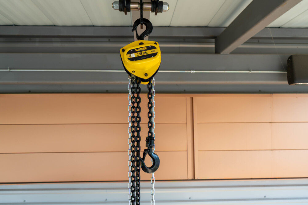 1-1/2 Ton Chain Hoist with 10 ft. Chain Fall and Overload Protection 787452