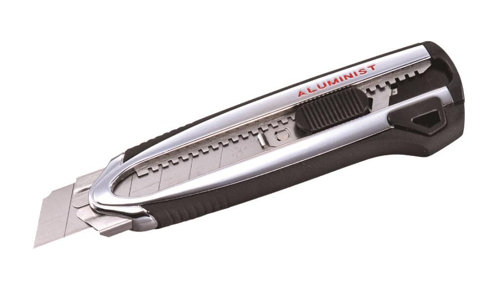 Utility Knife with Three Snap 3/4in Blades ACM-500C