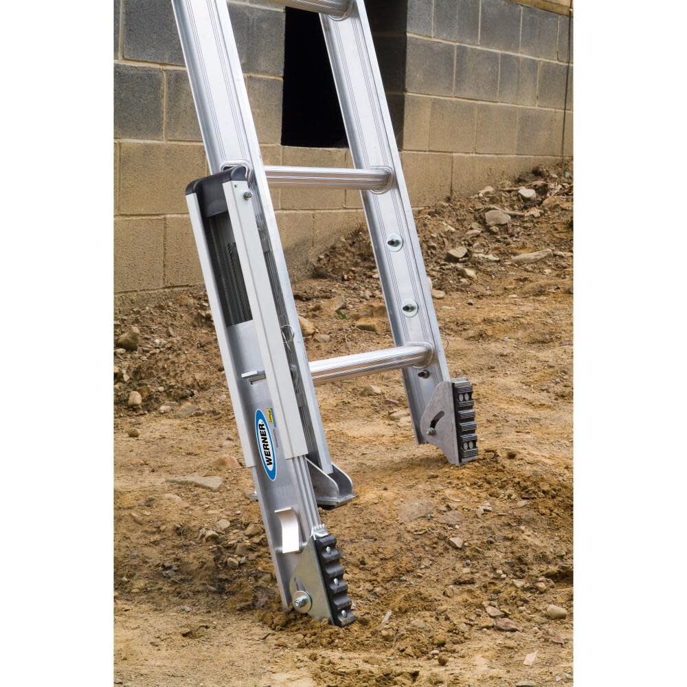 D1500-2 16-ft Aluminum Type 1A-300-lb Load Capacity Extension Ladder D1516-2