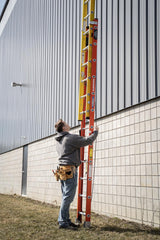 Glidesafe 20-ft Fiberglass Type 1a- 300-lb Load Capacity Extension Ladder T6220-2GS