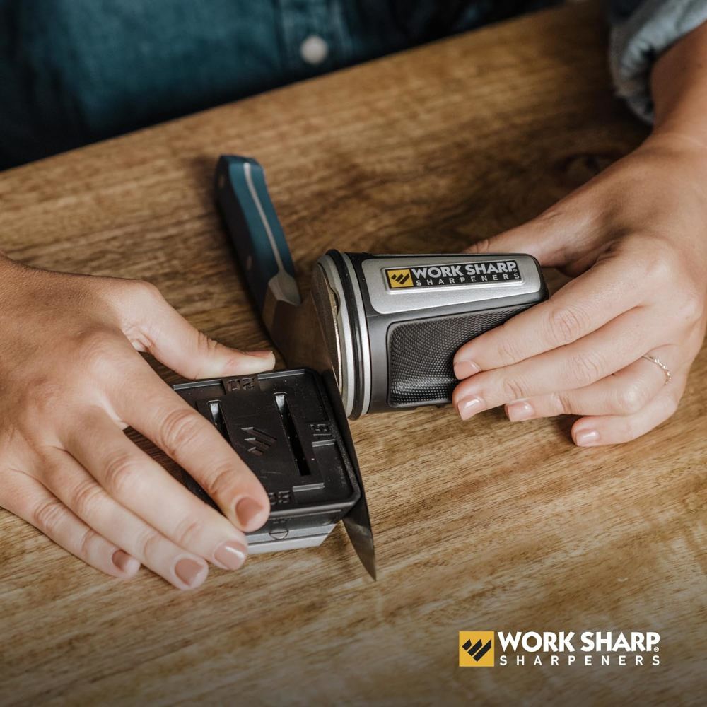 Manual Handheld Ergonomic Rolling Knife Sharpener WSKTNRKS